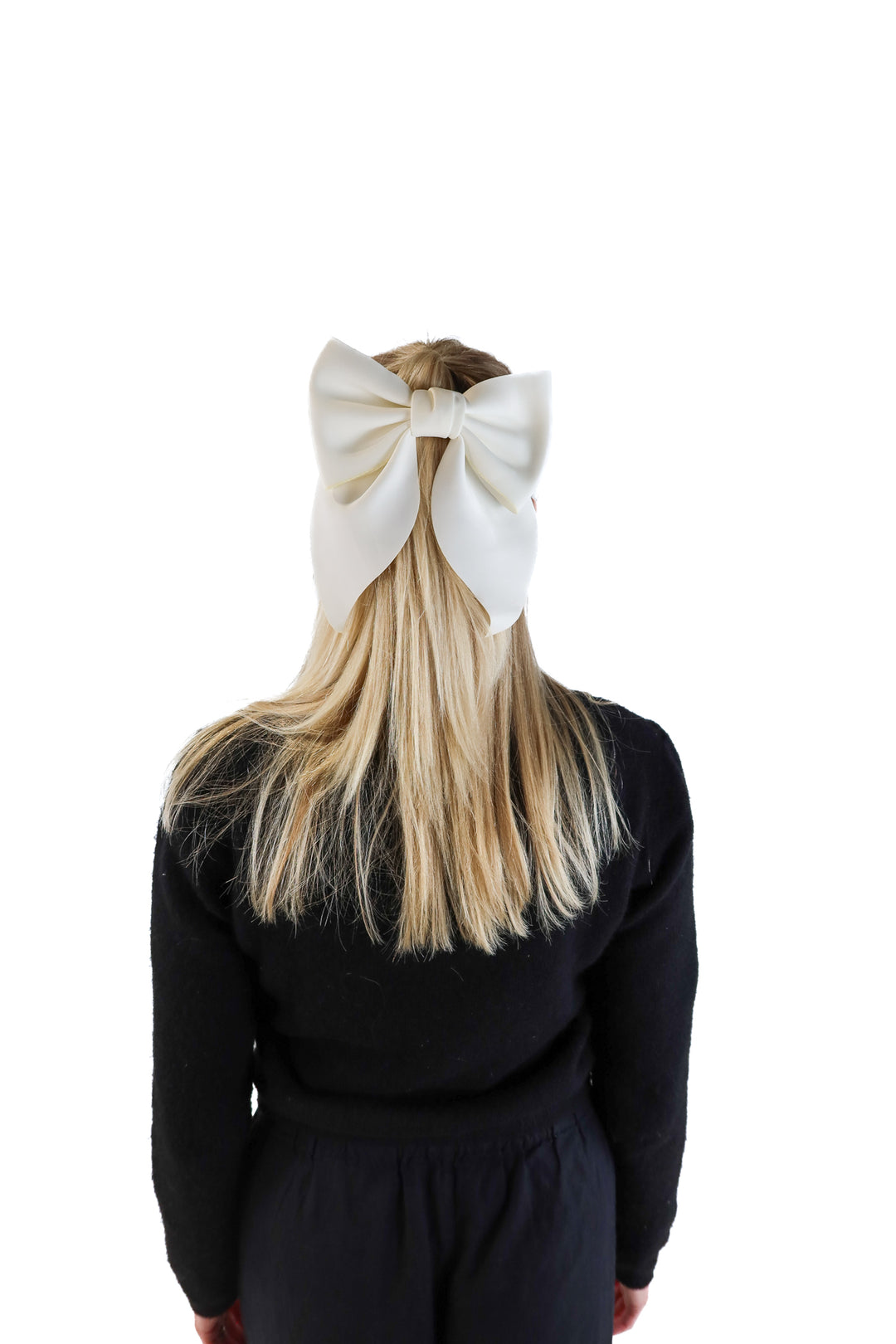 Lovers and friends large cream bow NWT (retail $45)