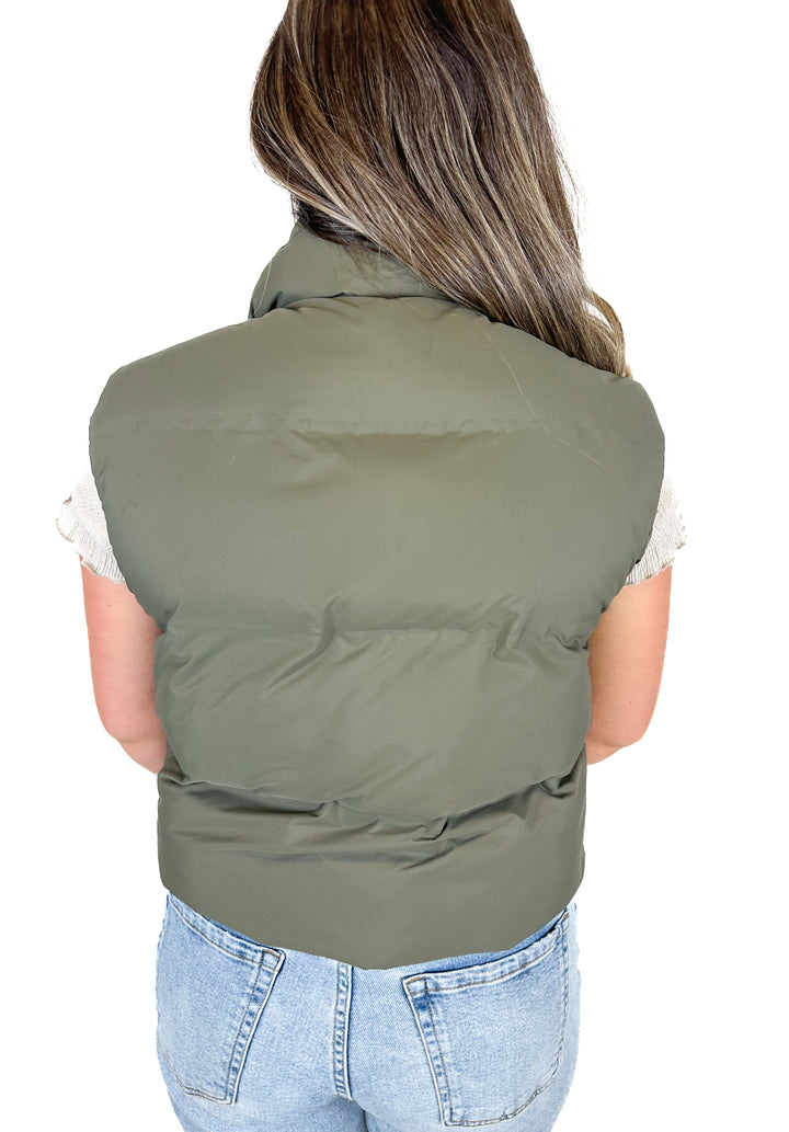 ZARA Zip Up Puffer Vest (M)