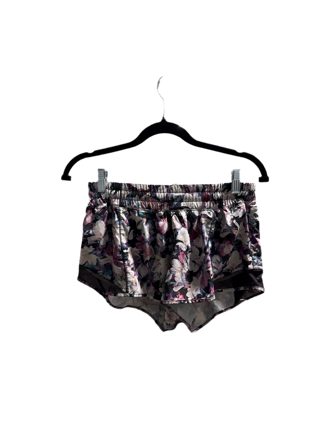 SOLD: Lululemon floral Shorts (6*)