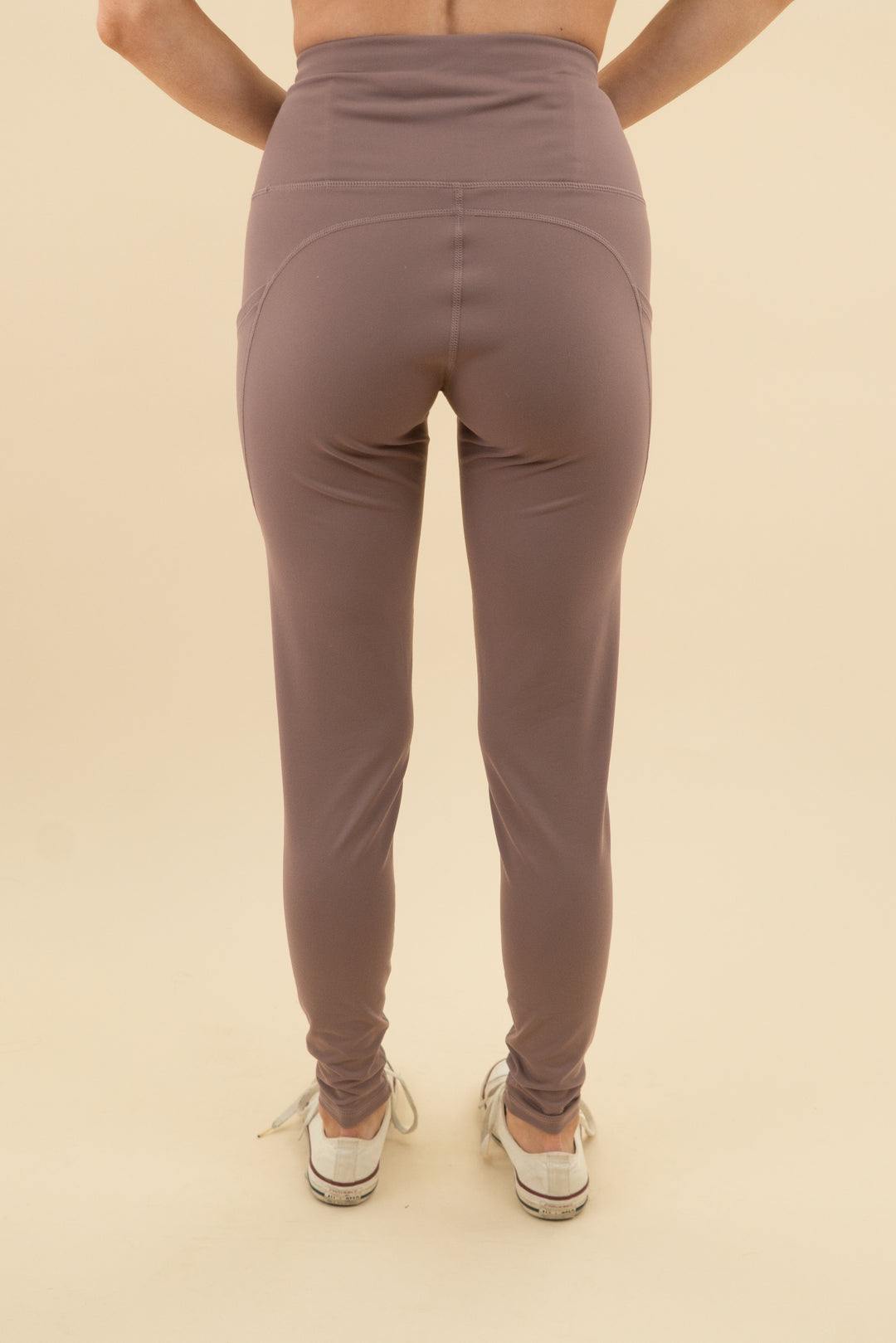 the gym people brown purple leggings nwt (m; retail $25)