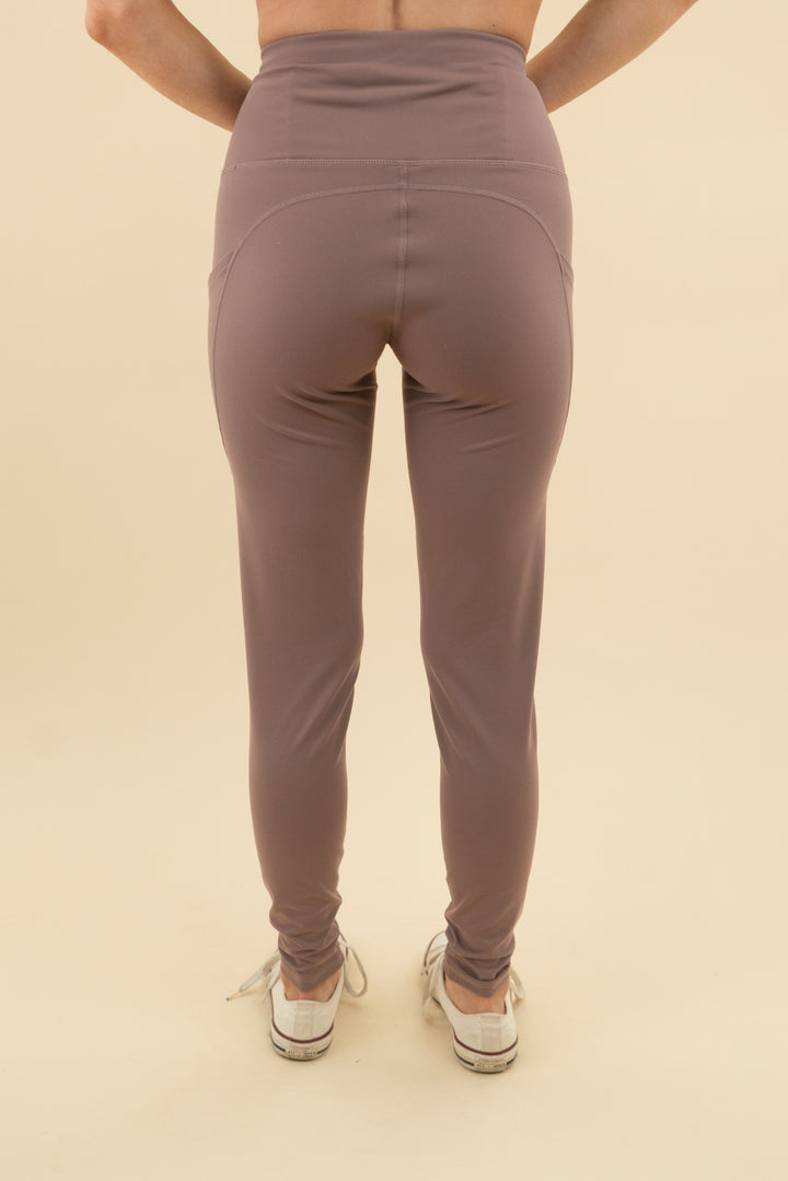 the gym people brown purple leggings nwt (m; retail $25)