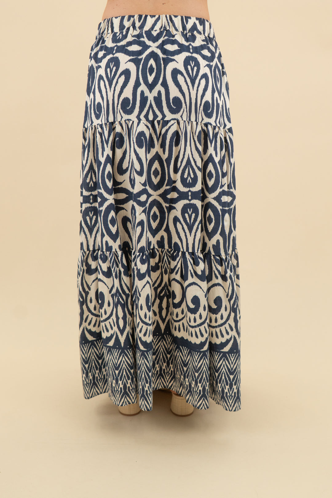 cupshe navy printed maxi skirt nwt (m; retail $48)