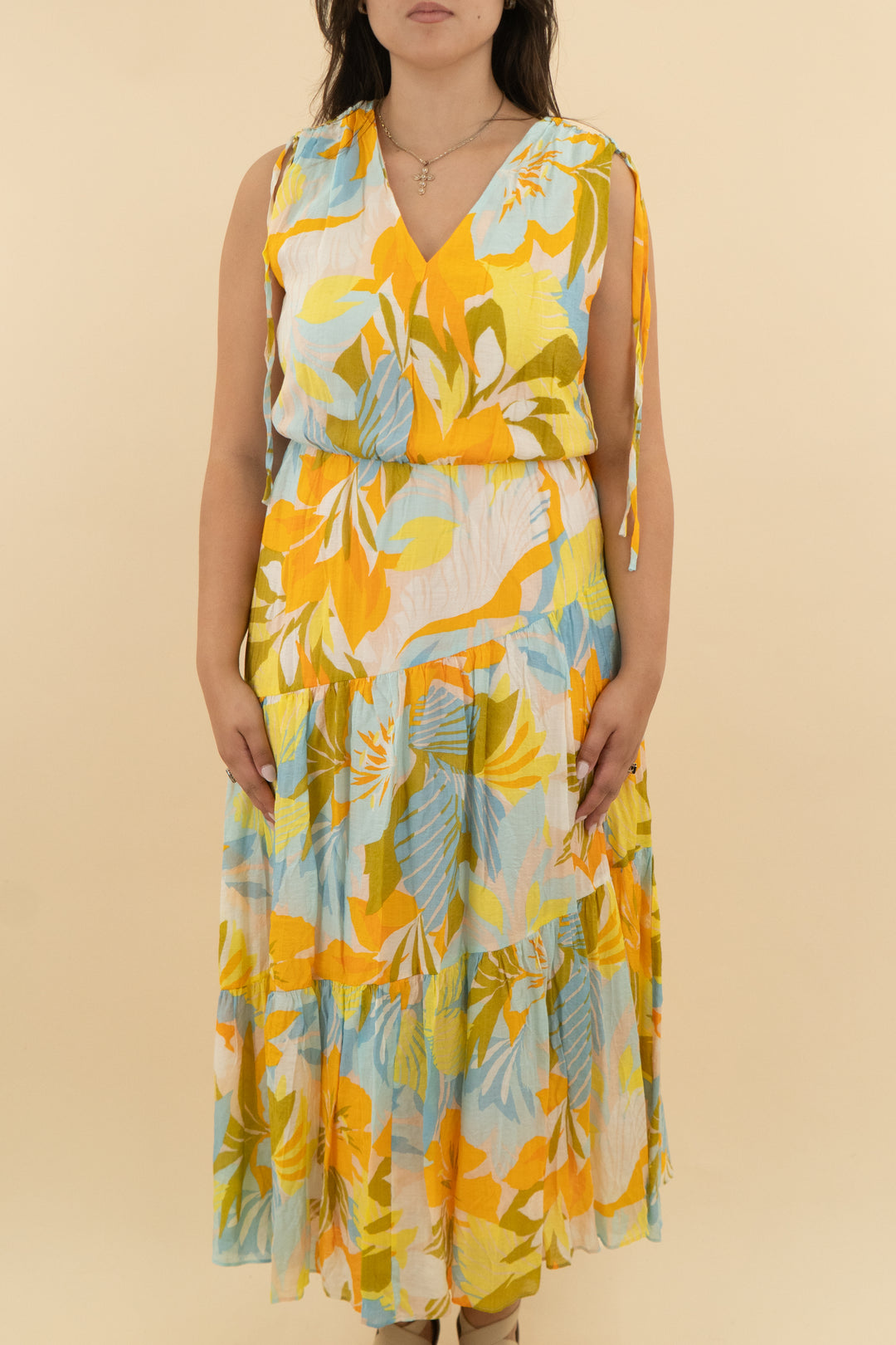 1 state blue and orange patterned maxi dress (l: retail $99)
