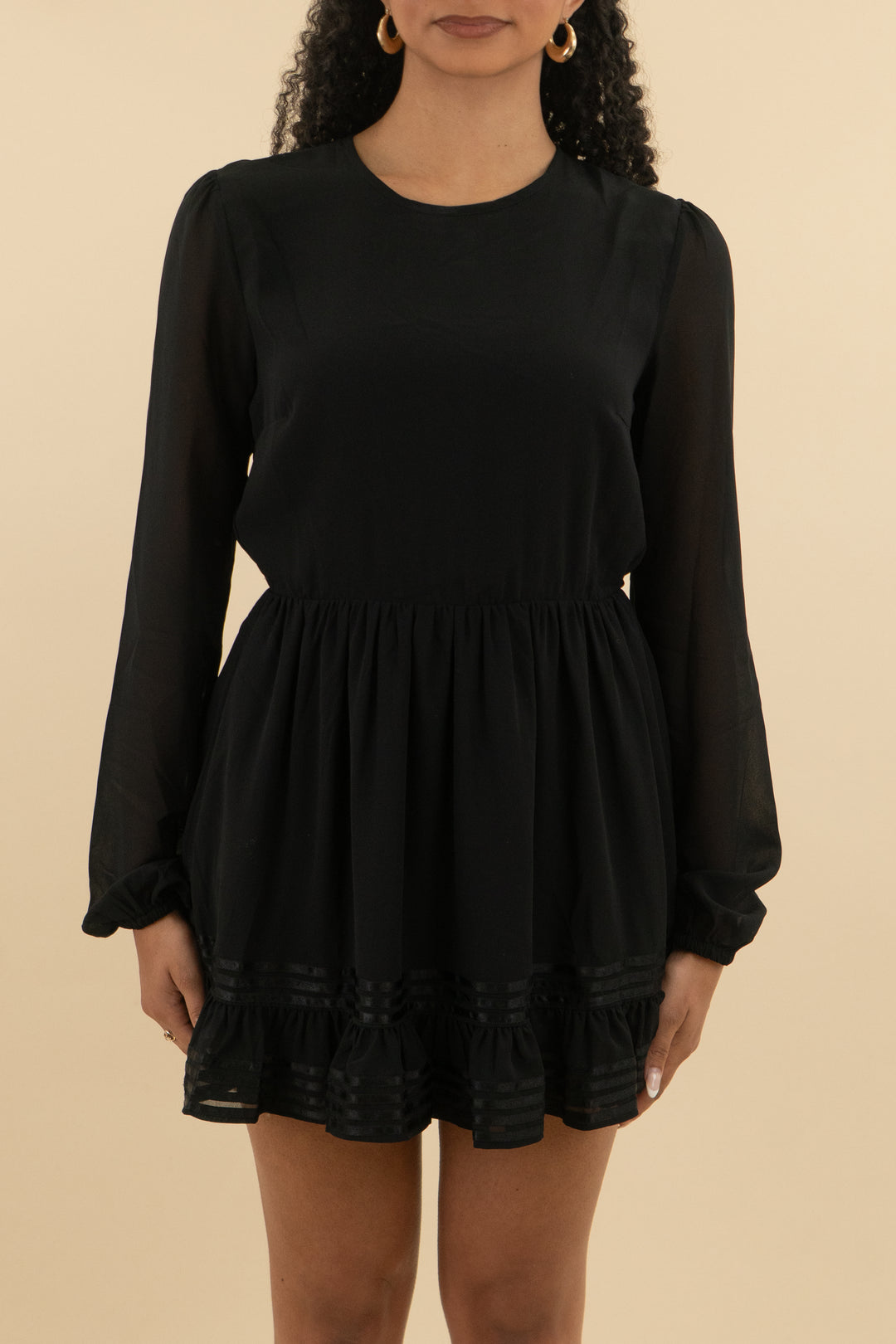 lovers + friends black ruffle hem short dress (m; retail $216)