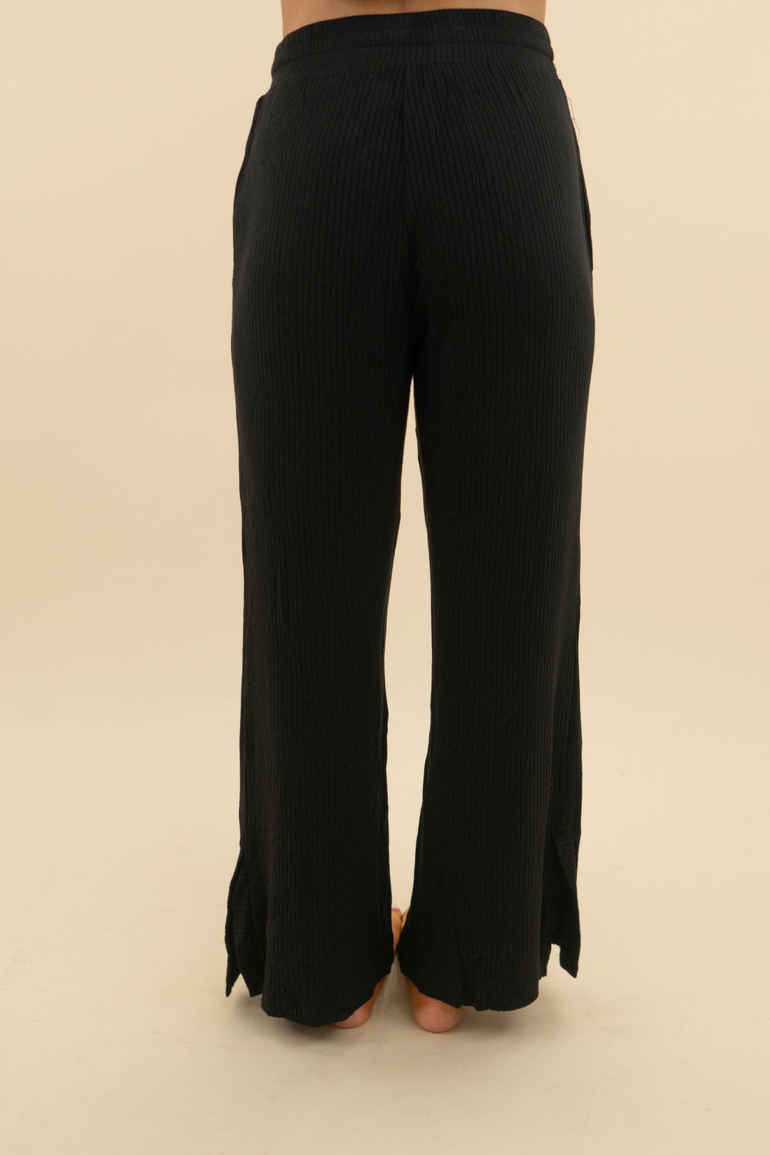 varley raya split hem pant (m, retail $128)