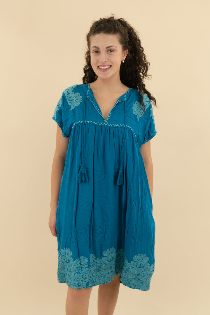 sundance blue embroidered short sleeve midi dress (m; retail $248)
