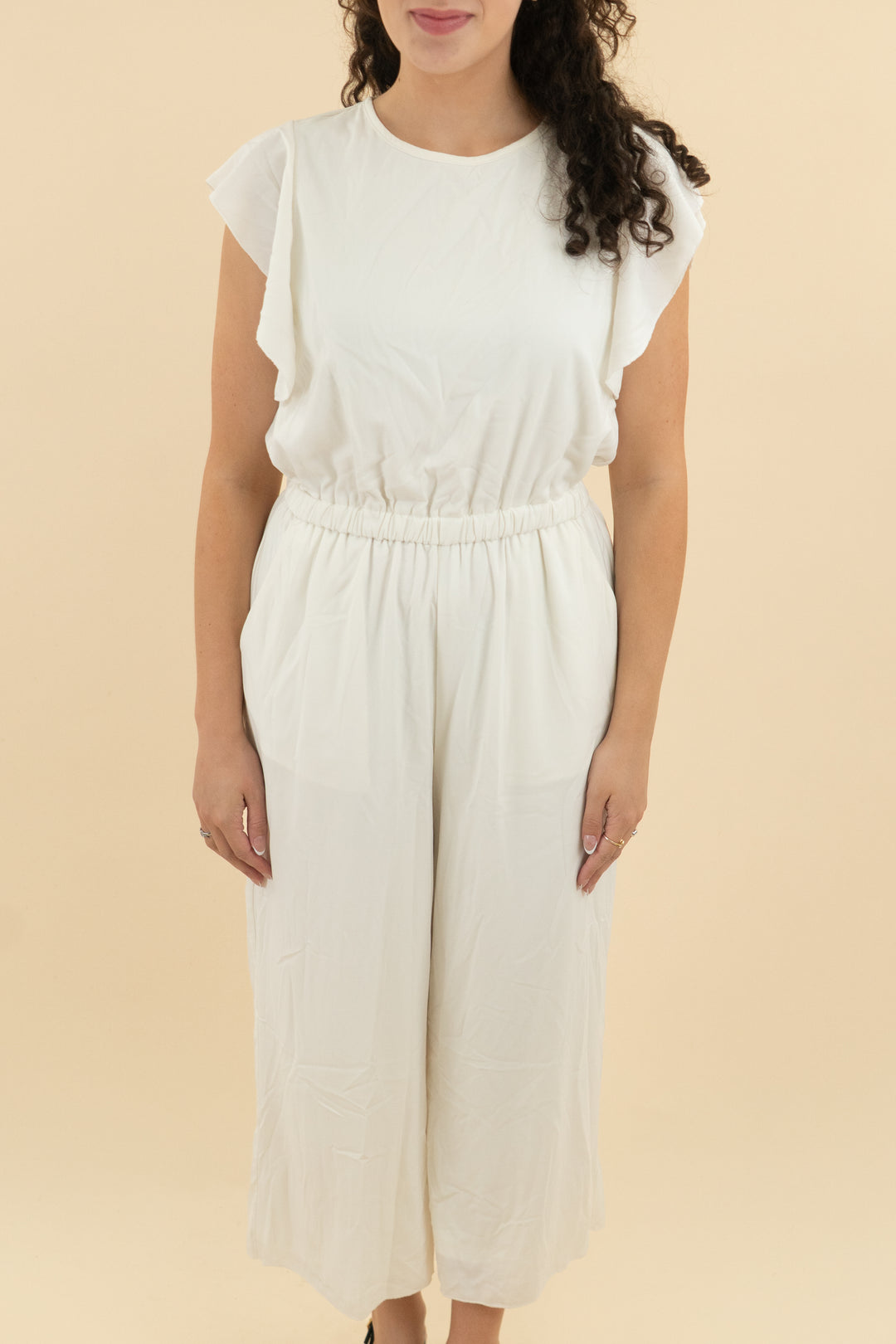 moda ref white flutter sleeve flare pant jumpsuit (m; retail $80)