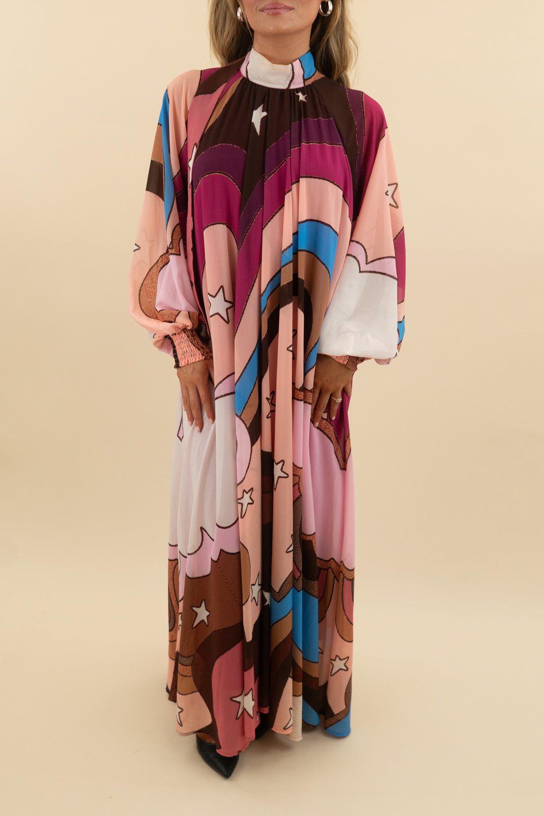 aura pink abstract star maxi dress (xs)