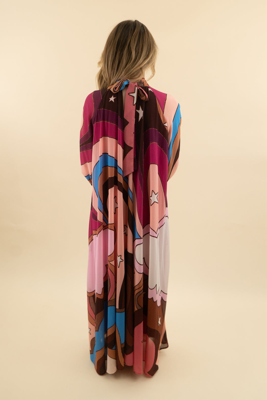 aura pink abstract star maxi dress (xs)
