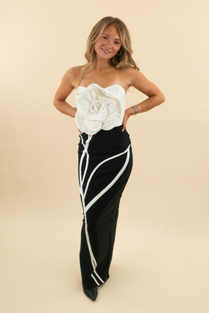 fashion nova black and white floral strapless maxi dress (s)