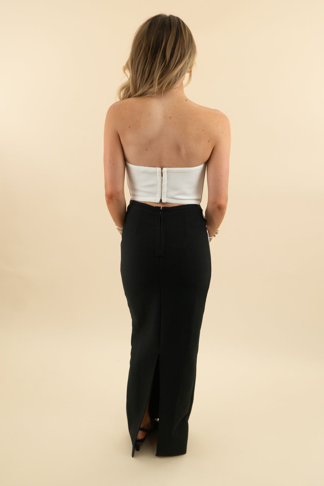 fashion nova black and white floral strapless maxi dress (s)