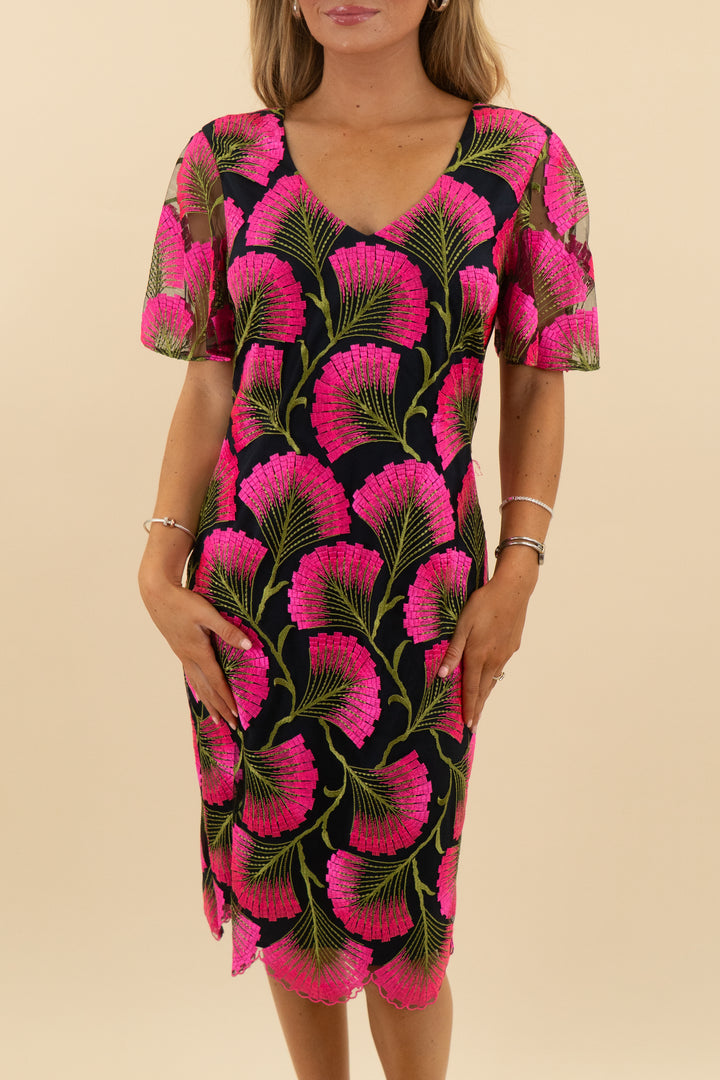 trina turk black/ hot pink stitched floral midi dress nwt (6; retail $418)