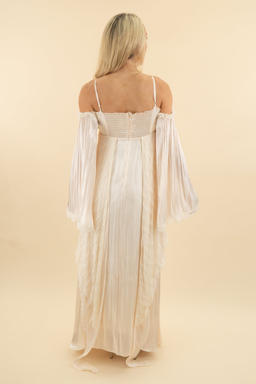 emruvio cream silk and lace maxi dress (4: retail $179)
