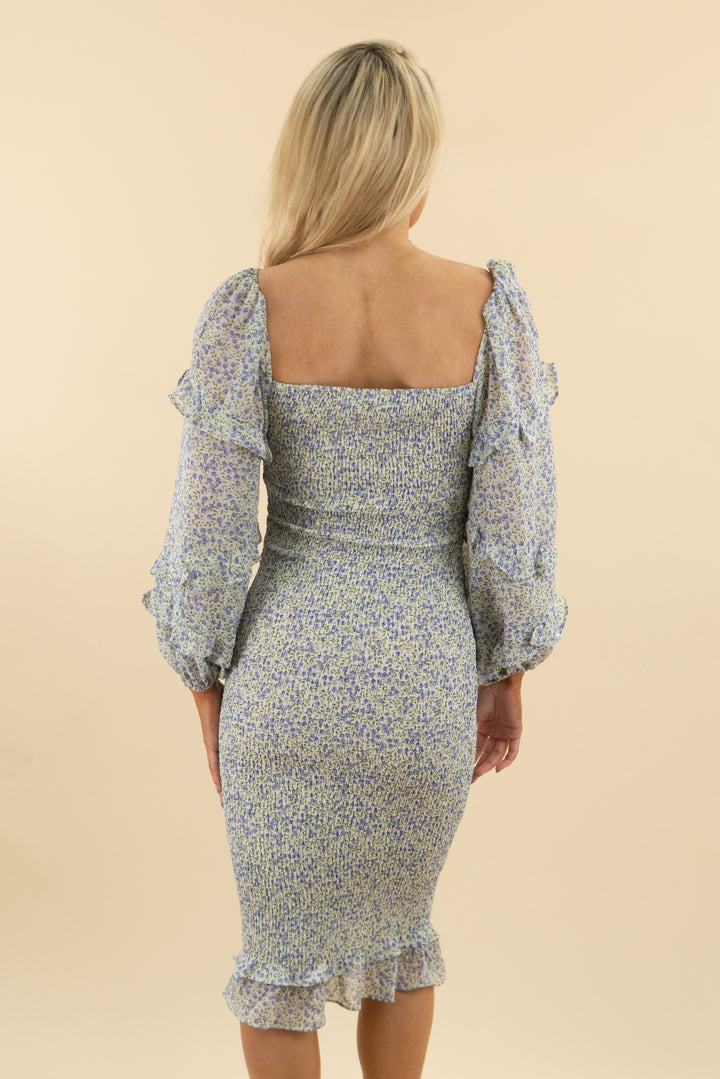 Petal + Pup White Floral Smocked Midi Dress (6: retail $99)
