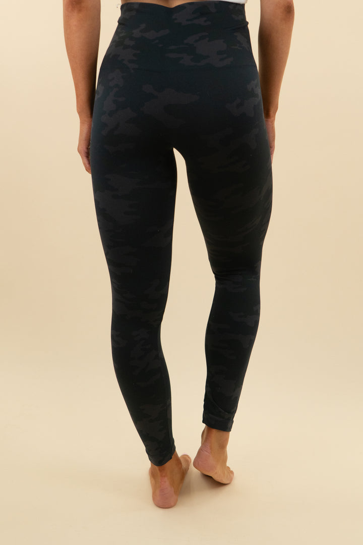 Spanx Grey & Green Camo Leggings (m: retail $98)