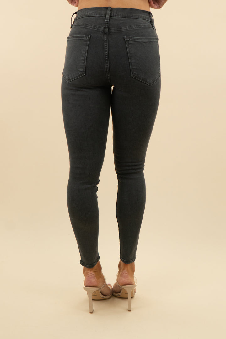 frame le high skinny jean (s; retail $258)