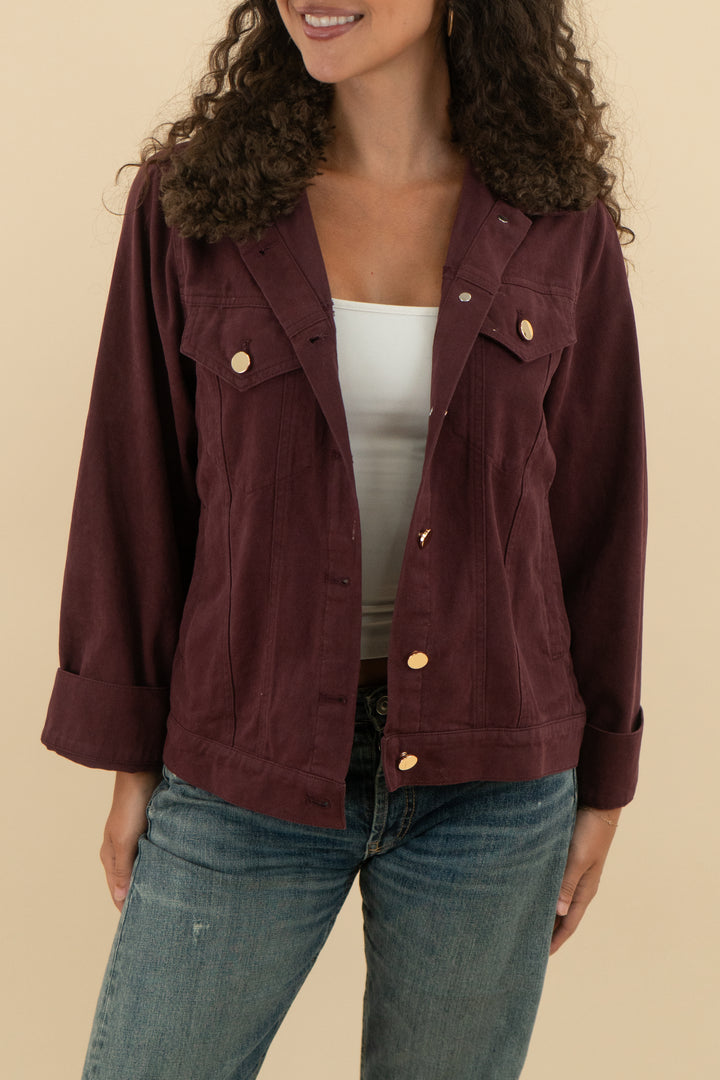 hyacinth house burgundy denim jacket with fur collar (s; retail $198)