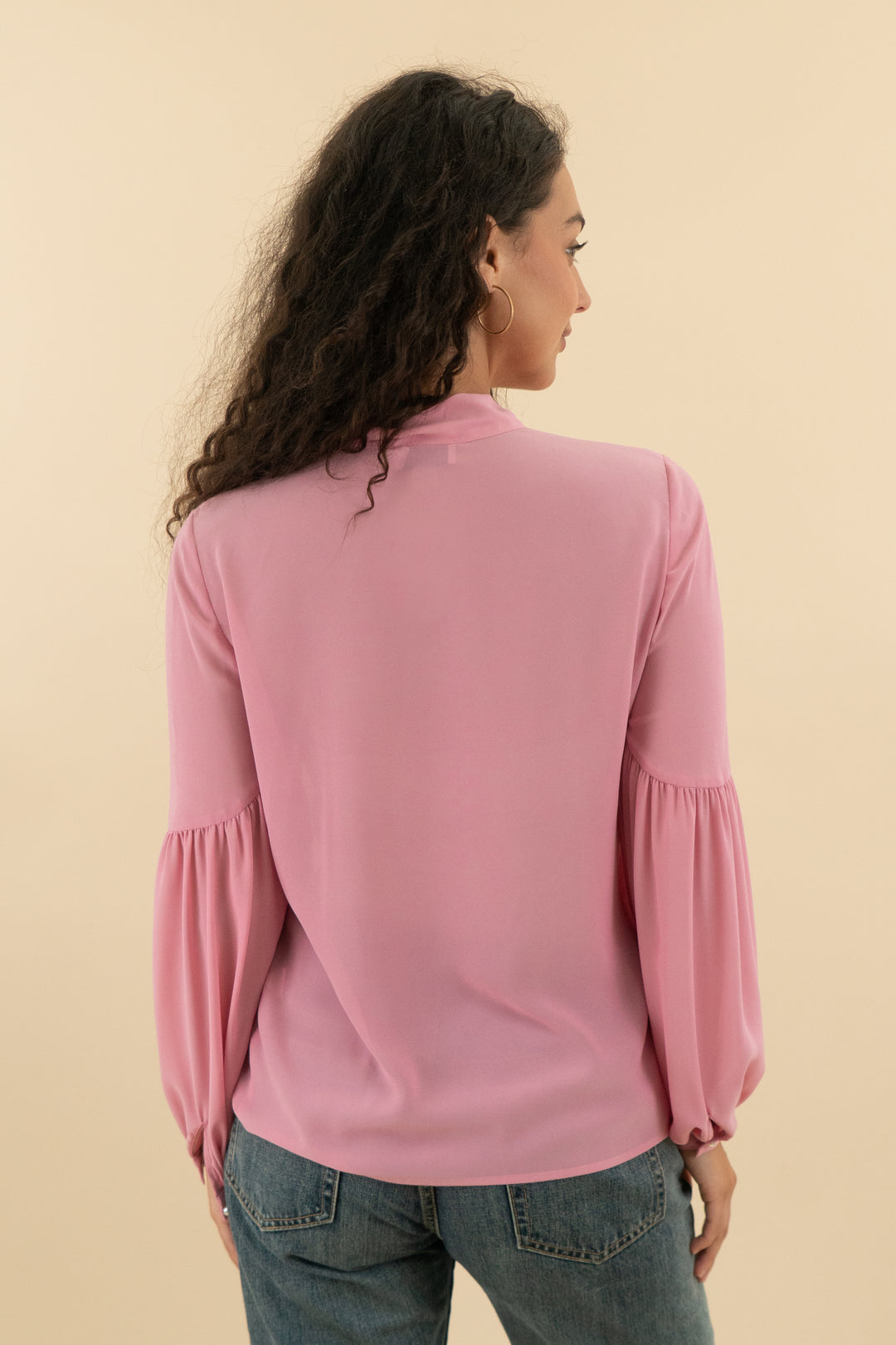 tahari pink tie neck chiffon button down blouse (xs; retail $80)