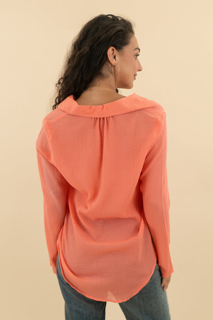 tommy bahama coral long sleeve collared shirt (s; retail $118)