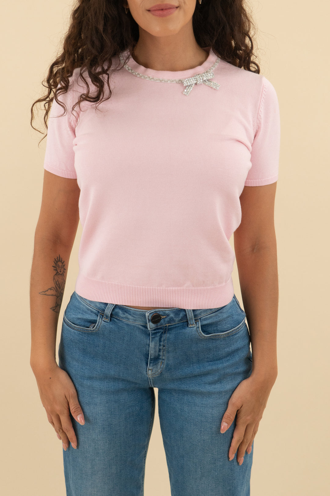 avara light pink short sleeve knit top (s; retail $80)