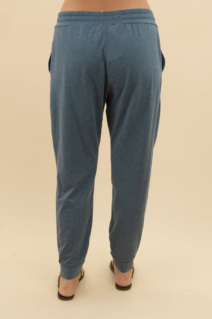 vuori slate blue lounge jogger (l; retail $110)