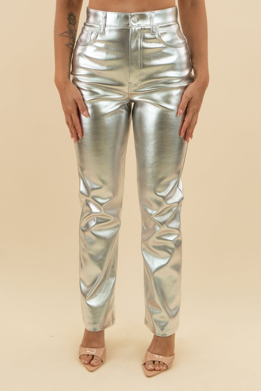 abercrombie & fitch the 90s ultra high rise silver metallic pants nwt (27; retail $110)