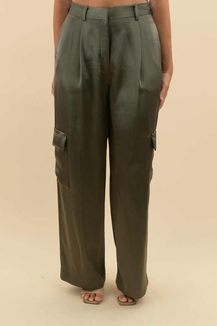 grade & gather metal grey satin cargo pants nwt (m; retail $59.95)