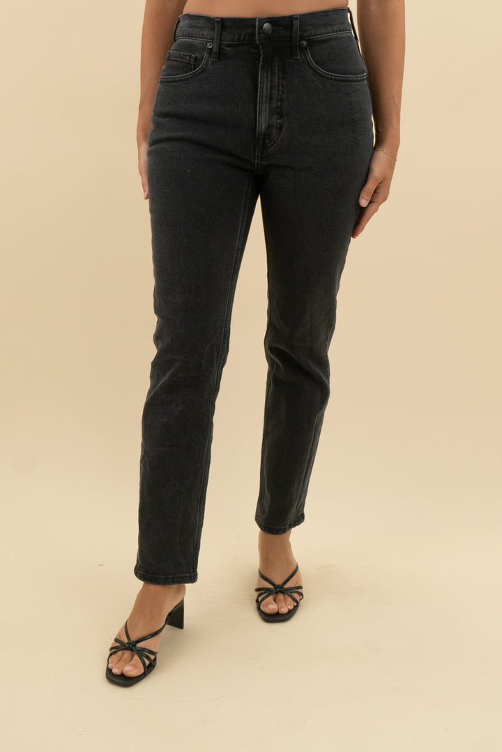 everlane black the original cheeky jean (27; retail $128)