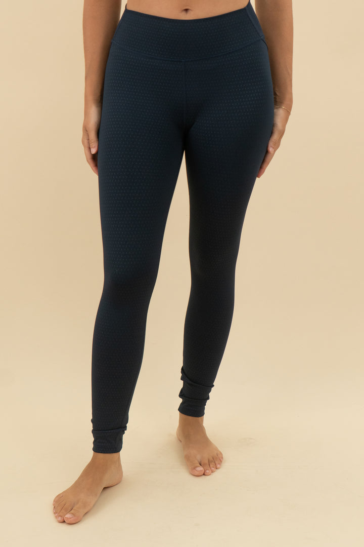 splits59 navy full length legging (m; retail $108)