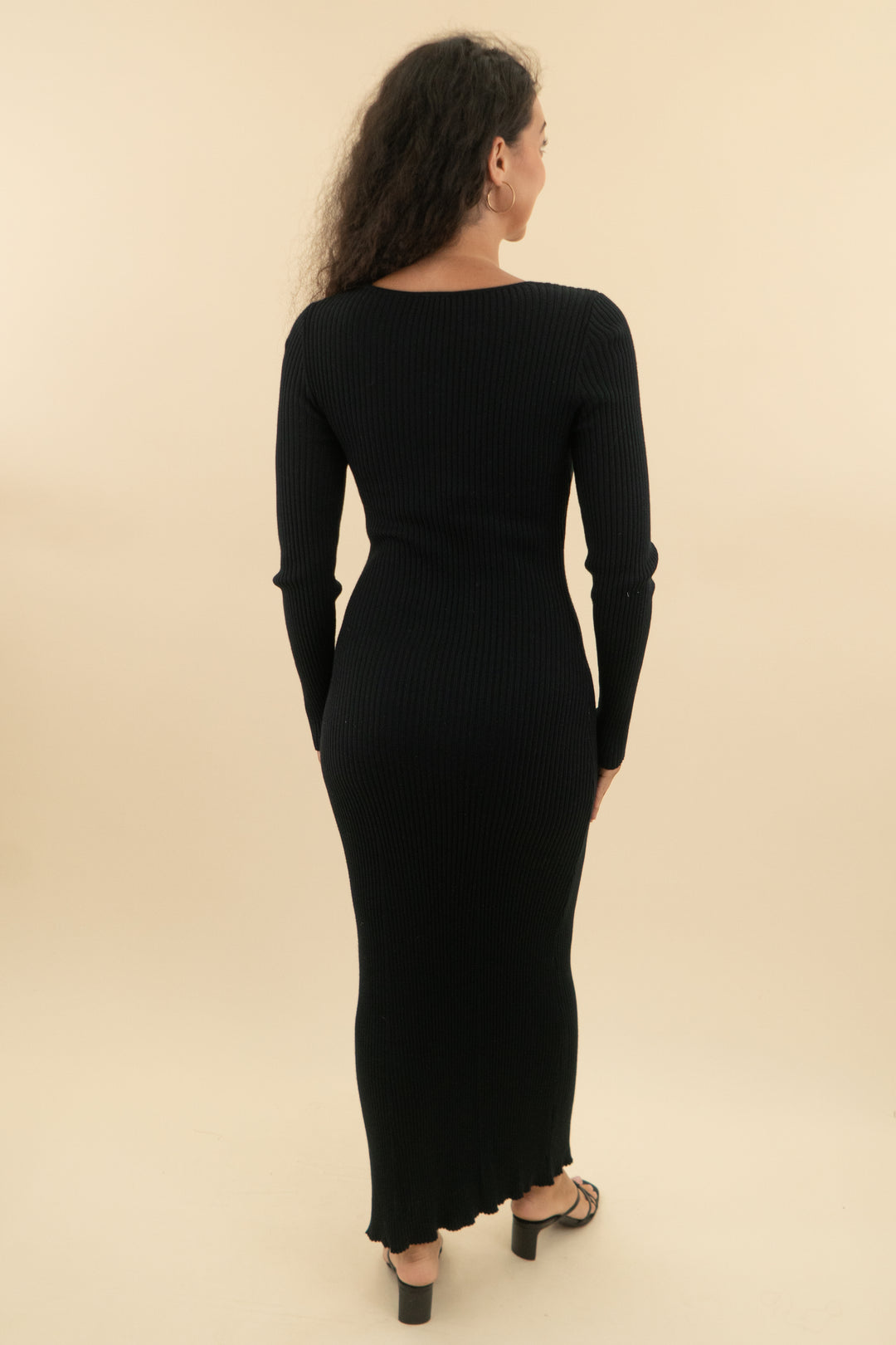 abercrombie & fitch black knit long sleeve ribbed maxi dress (m; retail $120)