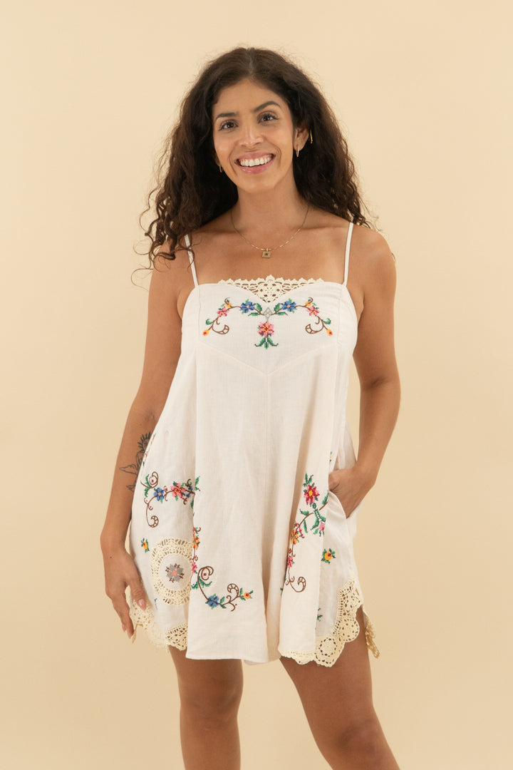 anthropologie ivory romper with multicolor floral embroidery nwt (s; retail $168)