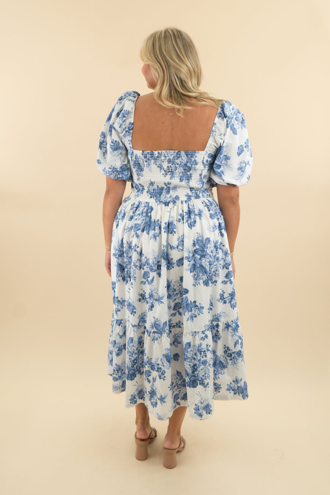 abercrombie & fitch white blue floral puff sleeve midi dress (l: retail $120)
