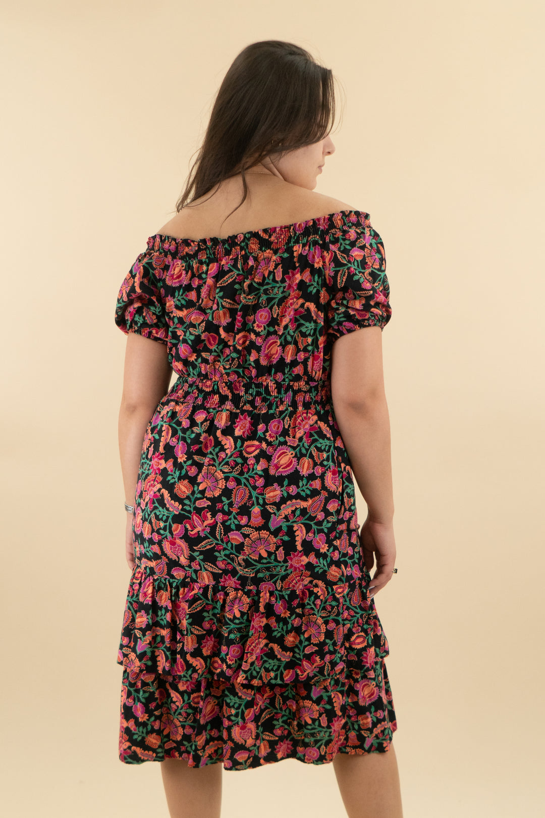 knox rose black coral floral off the shoulder smocked midi dress (m: retail $35)