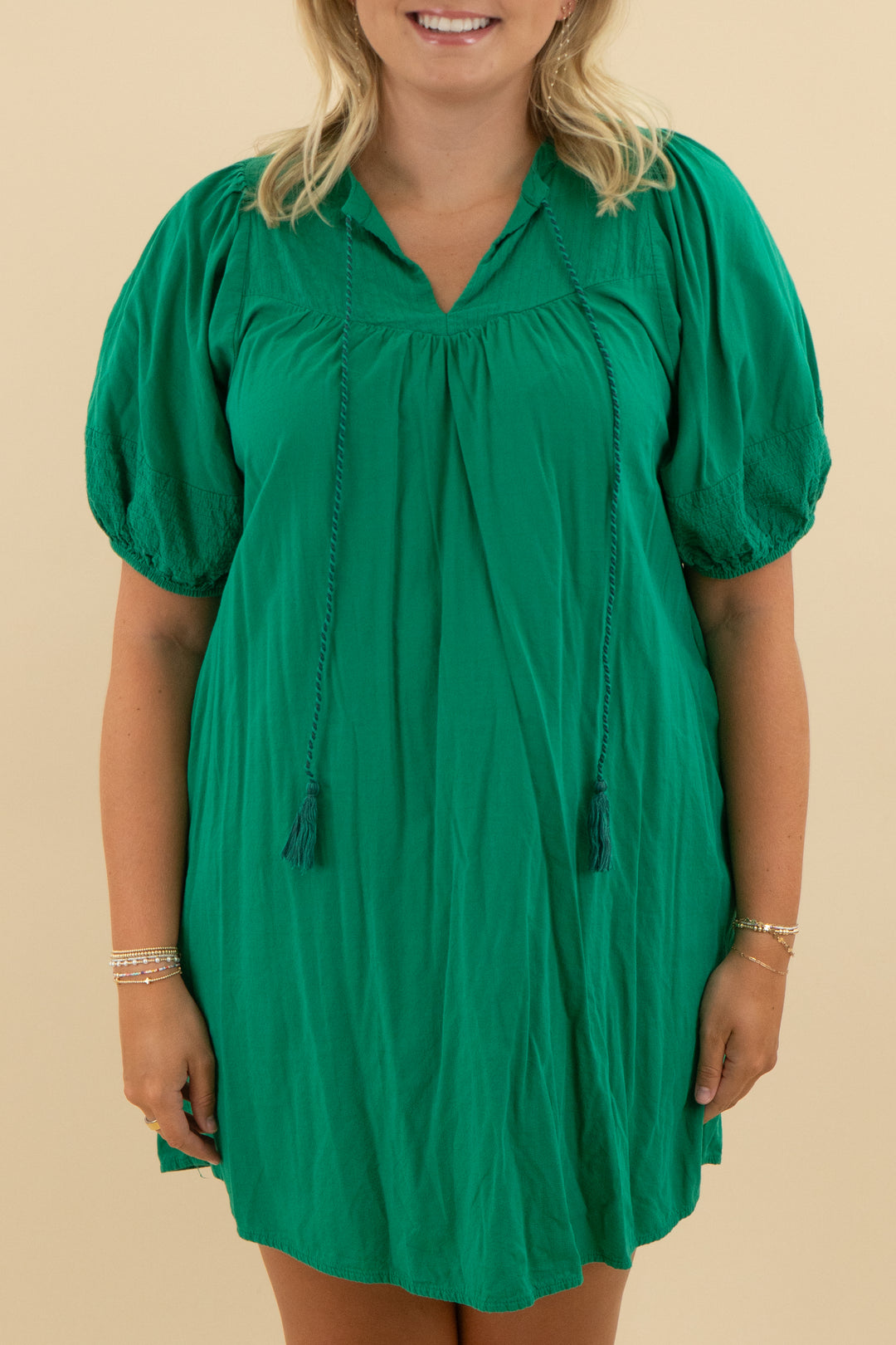 knox rose green short sleeve flowy mini dress (s: retail $35)