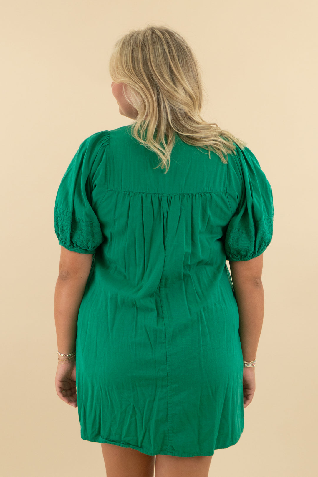 knox rose green short sleeve flowy mini dress (s: retail $35)