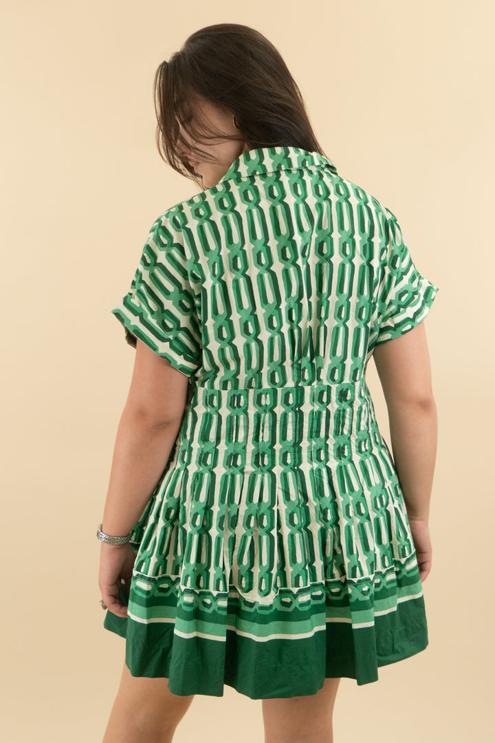 *AUCTION* cara cara green poplin pleated dress (l)