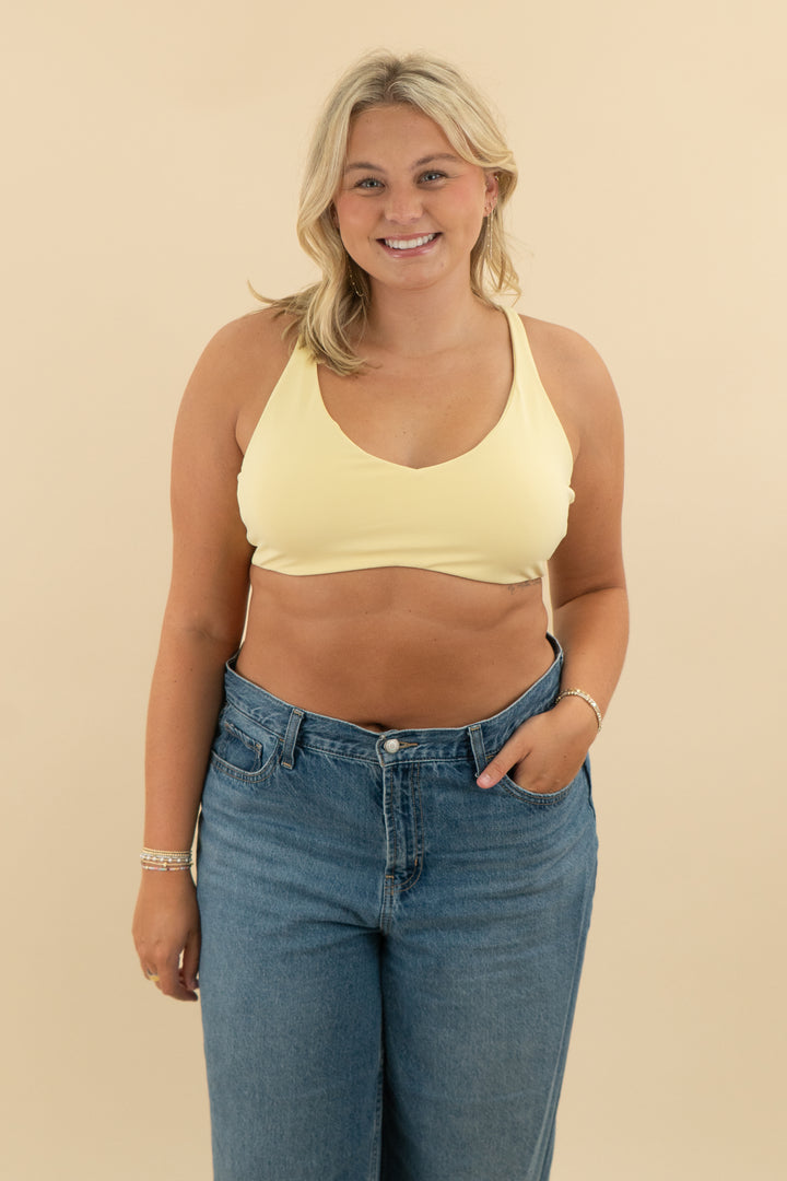 fabletics butter yellow racerback sports bra nwt (xl; retail $55)