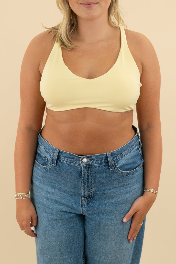 fabletics butter yellow racerback sports bra nwt (xl; retail $55)