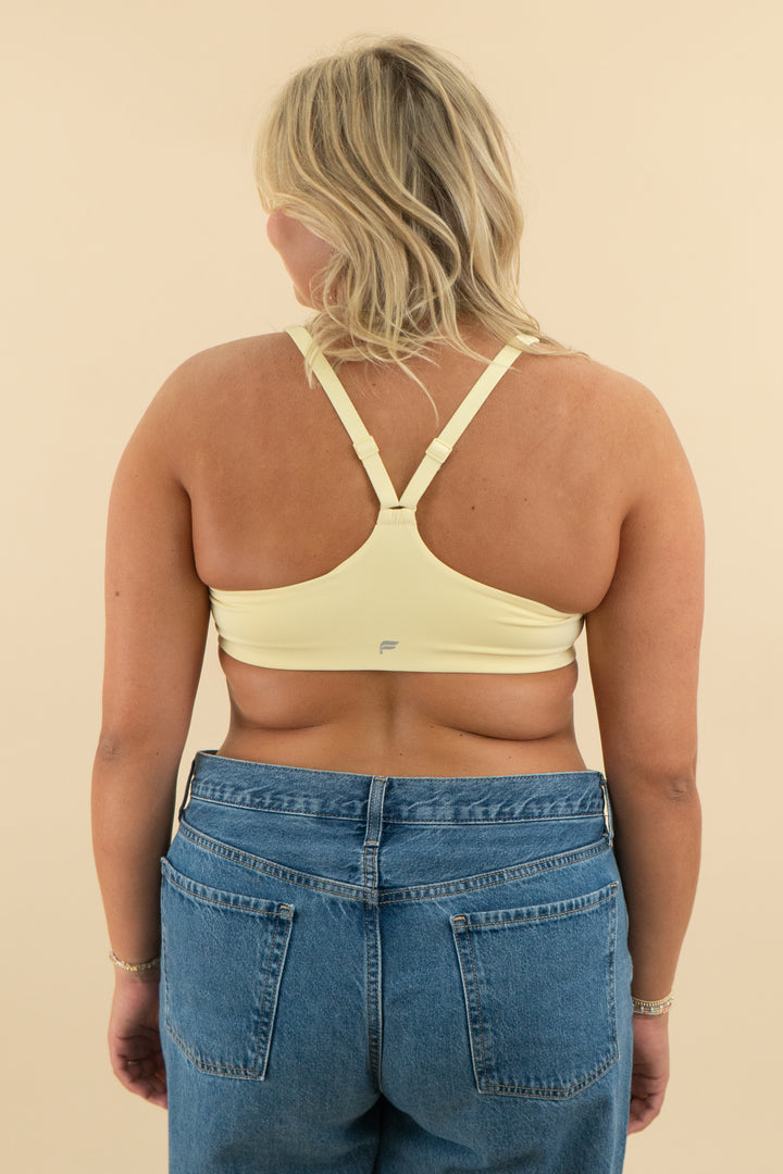 fabletics butter yellow racerback sports bra nwt (xl; retail $55)