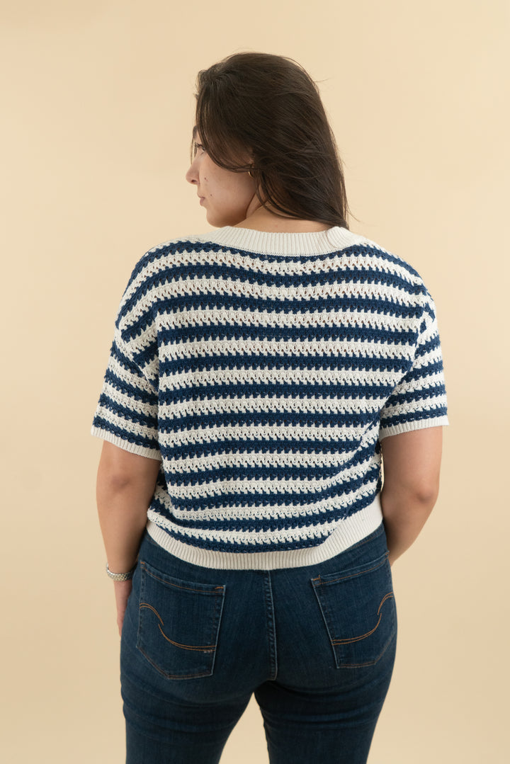 universal threads blue white stripe button up short sleeve sweater (m)