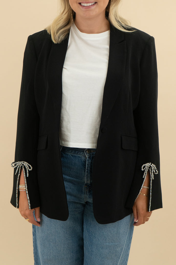 cinq a sept black blazer nwt (xl; retail $695)