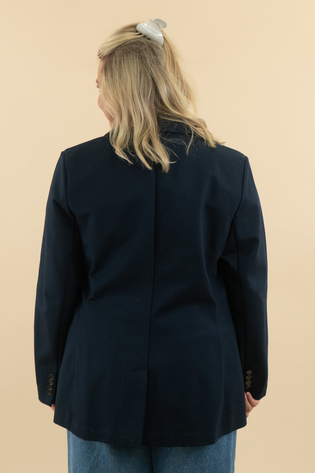 banana republic navy blazer (xl; retail $180)