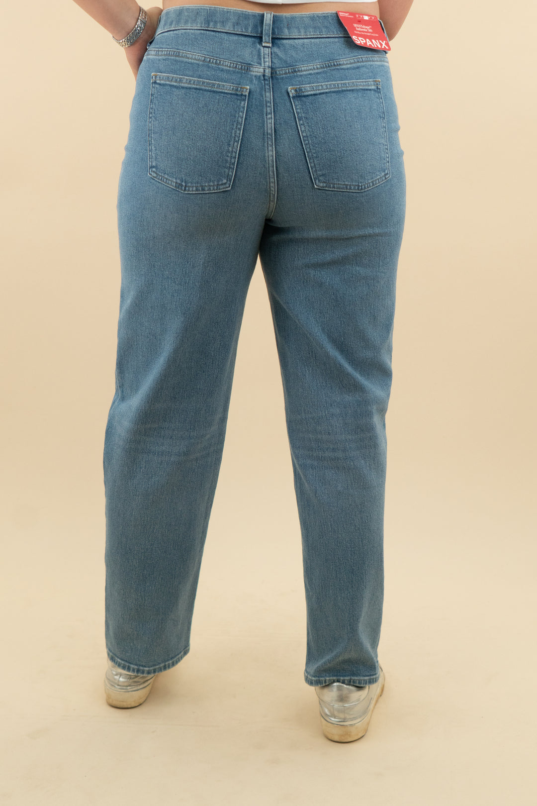 spanx mid rise 90s straight leg jean nwt (xl; retail $158)