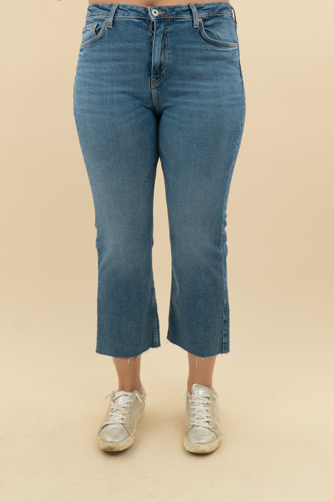 zara high rise cropped denim nwt (14; retail $45.90)