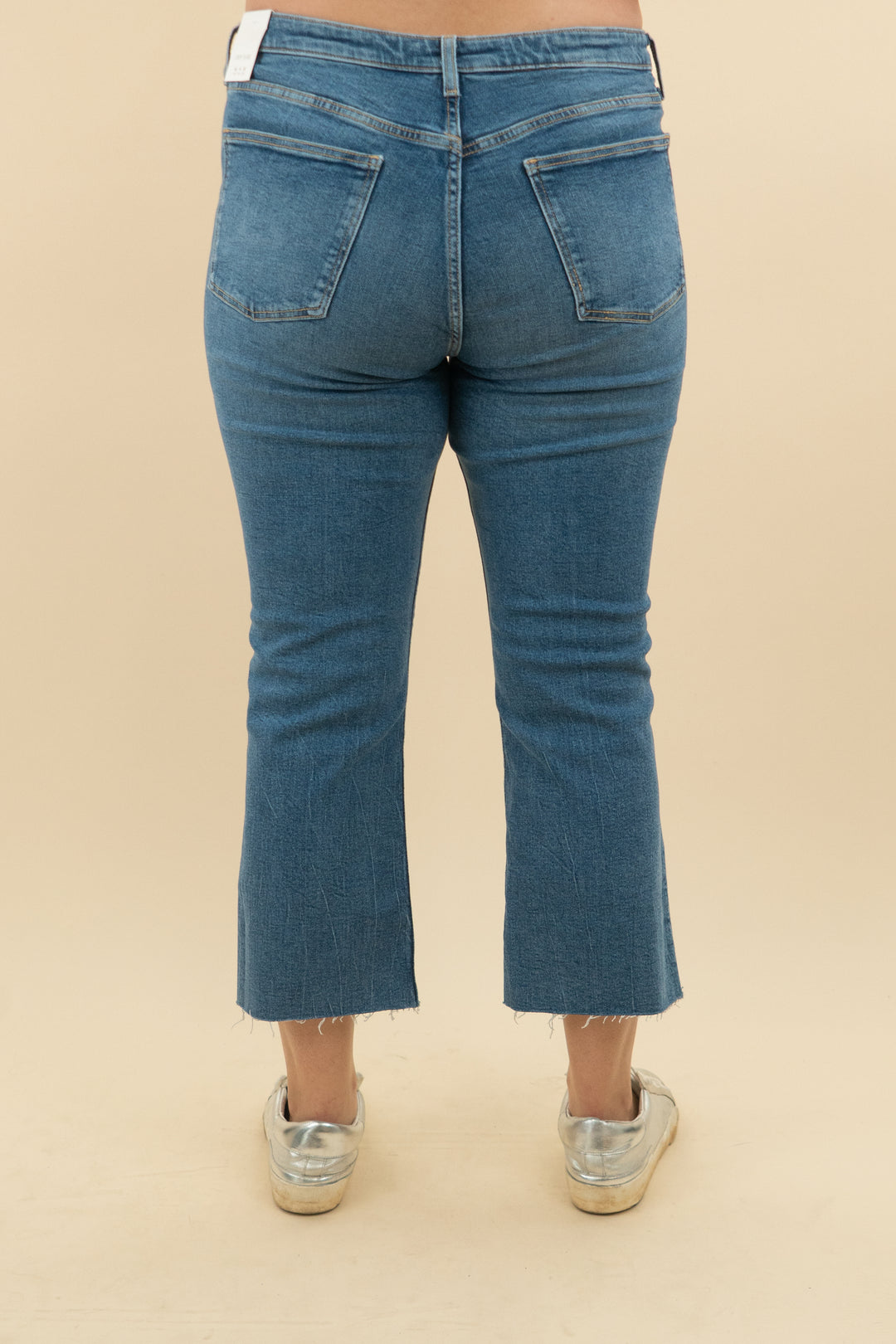 zara high rise cropped denim nwt (14; retail $45.90)