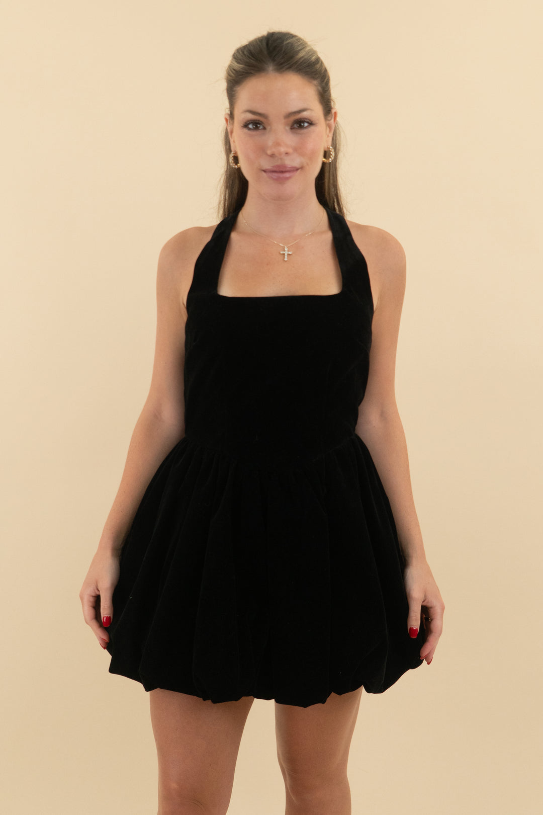 black mini dress forever 21 Halter (s; retail $25) – Well-Dressed Maxi dress OH POLLY Model Fiona summer parties Rental Duration:4 days