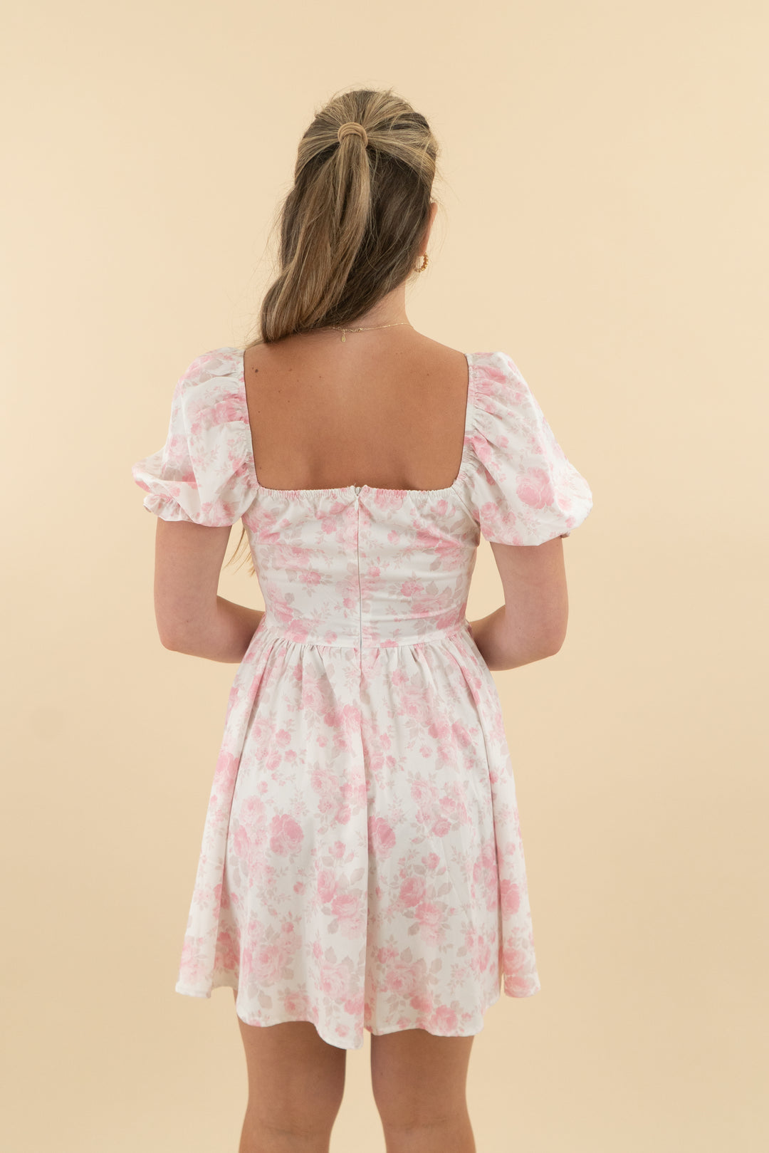 White and Pink Floral Corset Mini Dress (s; retail $55)