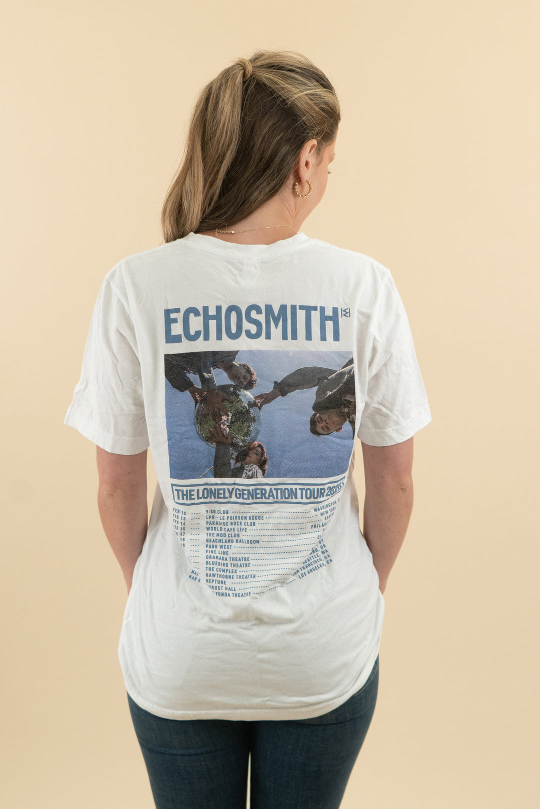 echosmith white the lonely generation tour band graphic  t-shirt (xs)