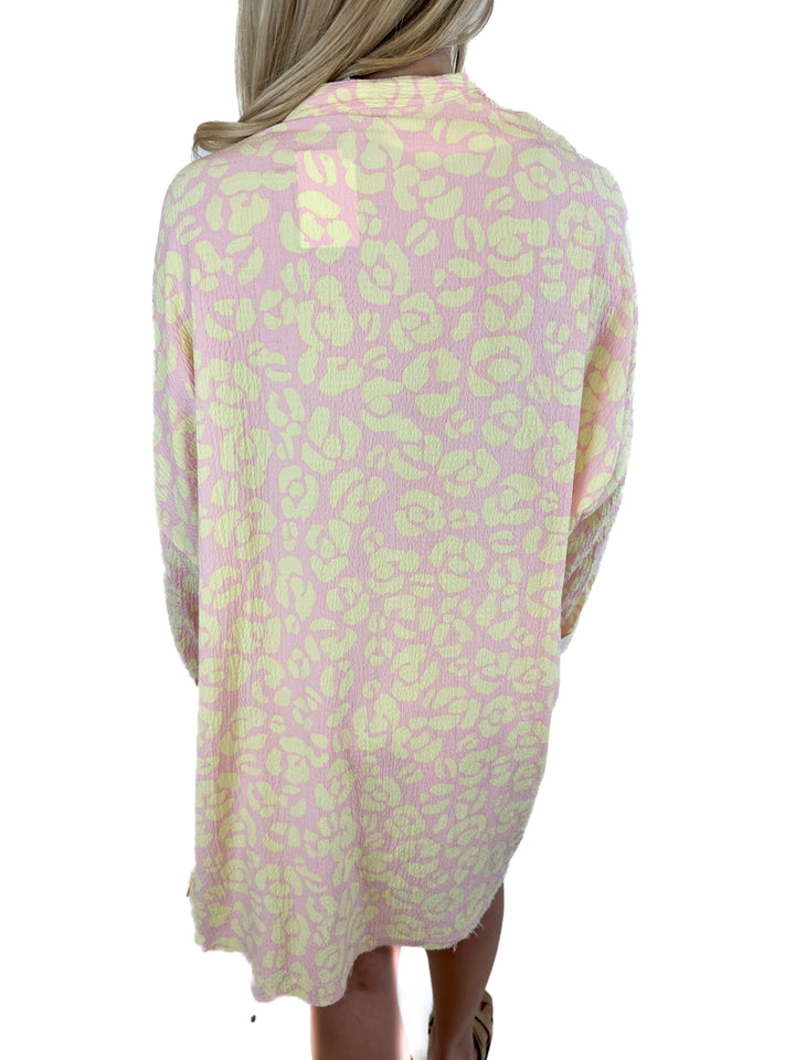 Show Me Your Mumu Lemonade Cheetah Button Down Top and Shorts (XS)