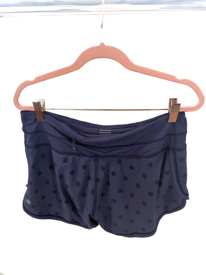 lululemon navy polka dot shorts (6)
